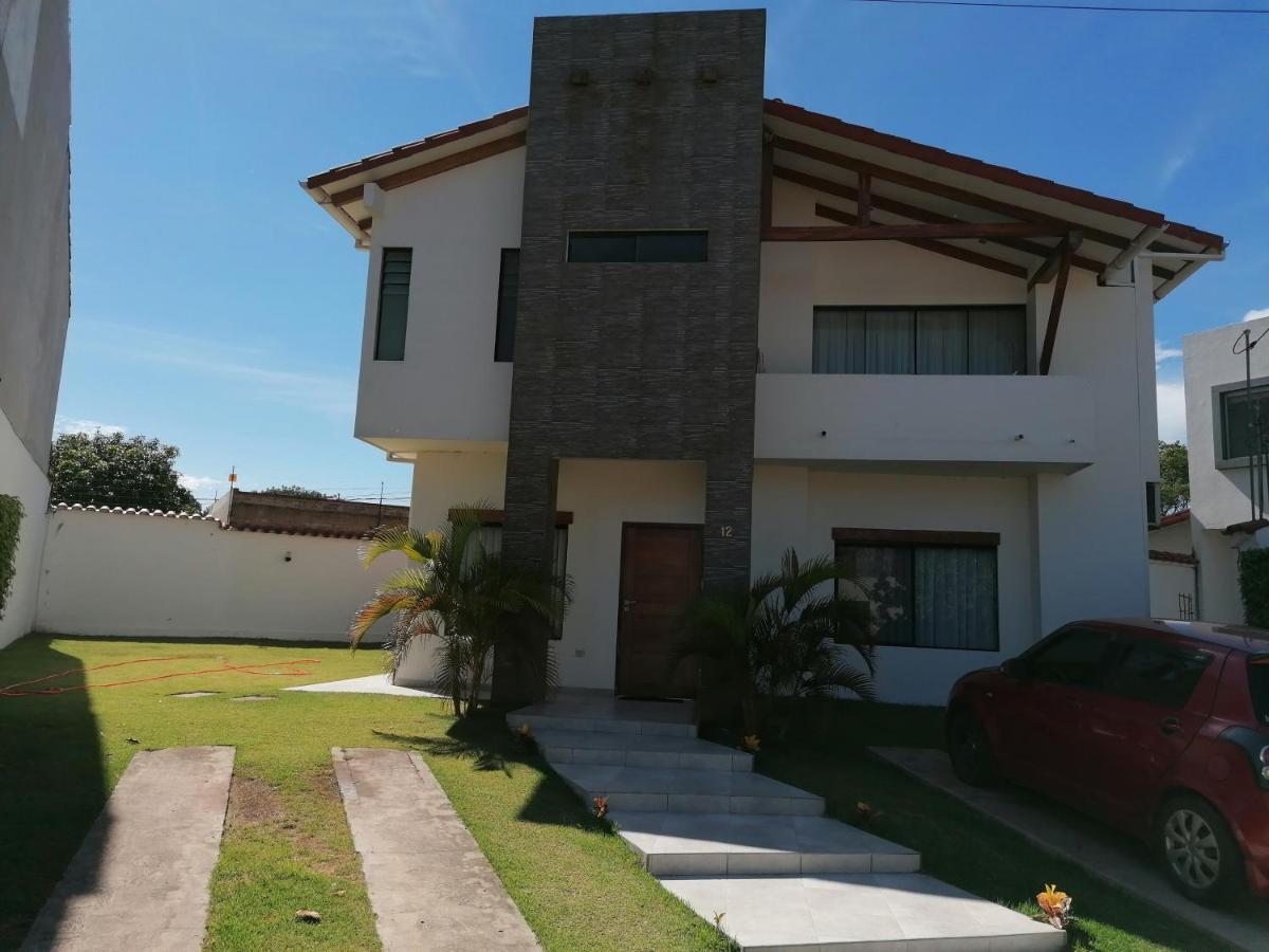Bed and Breakfast El Prado Santa Cruz de La Sierra Exterior foto