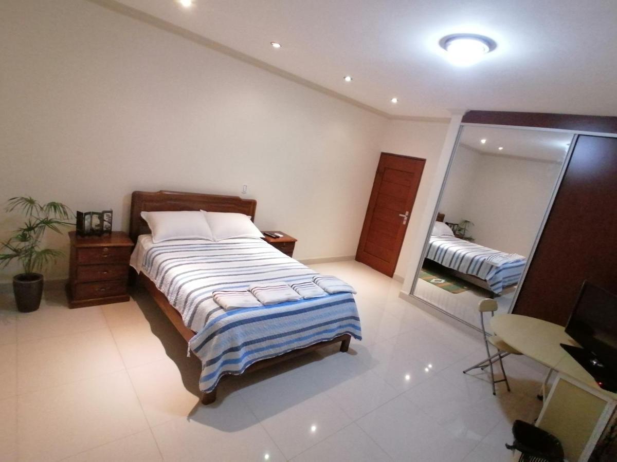 Bed and Breakfast El Prado Santa Cruz de La Sierra Exterior foto